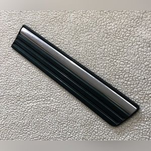 GM Trim Molding Chevrolet GMC Vehicles body side panel 15744959
Silverado Truck